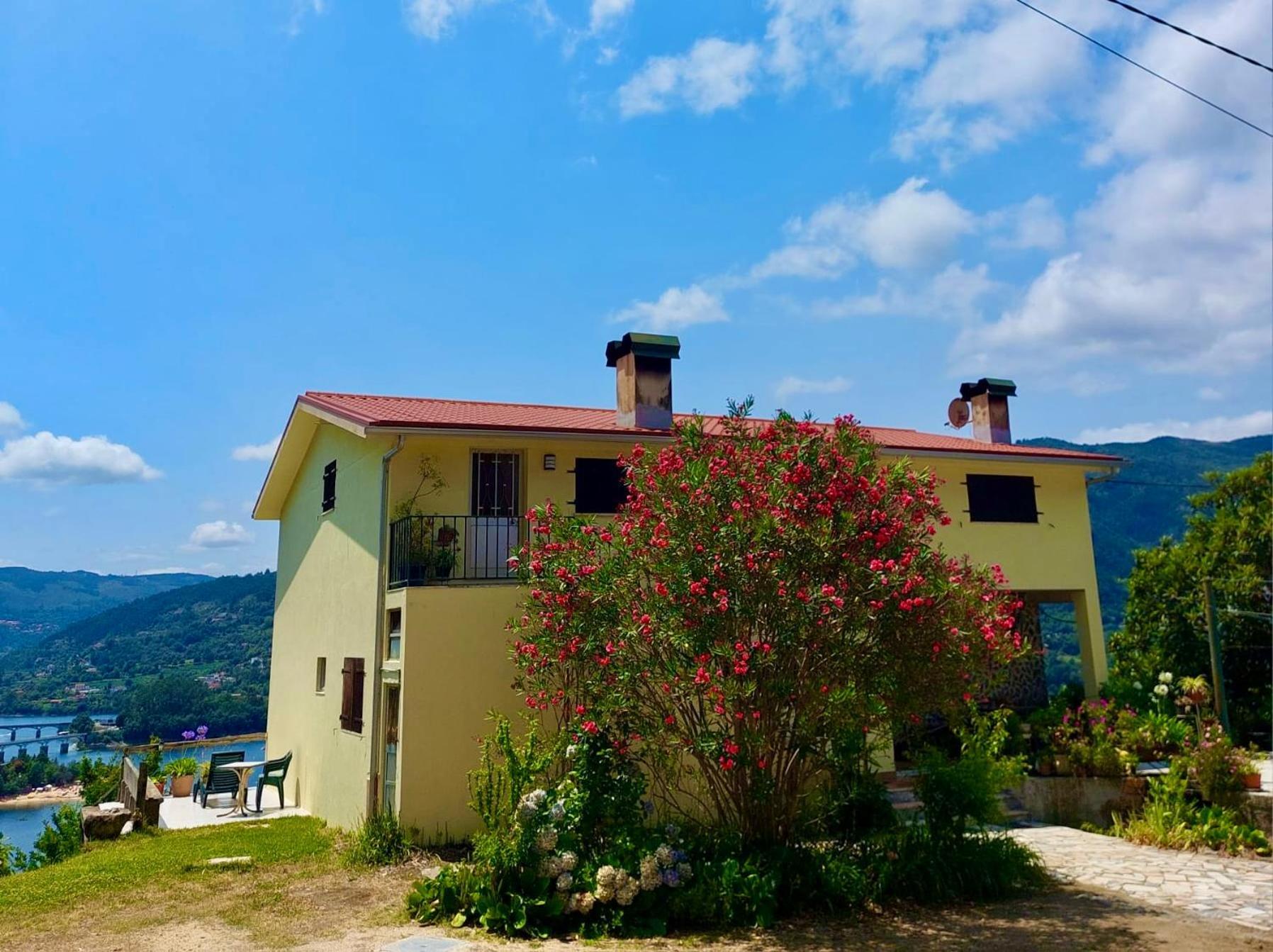 Melita Guesthouse Braga Buitenkant foto
